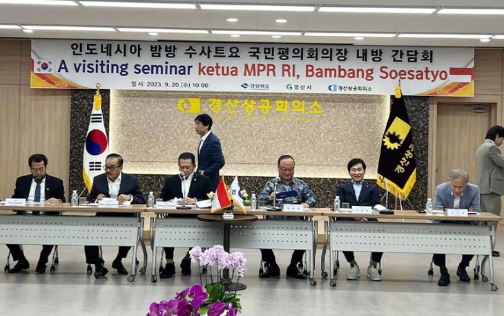 Bamsoet saat bertemu dengan pengusaha Korea yang tergabung dalam Gyeongsan Chamber of Commerce & Industry, di Gyeongsan Korea Selatan, Rabu (20/9/23).