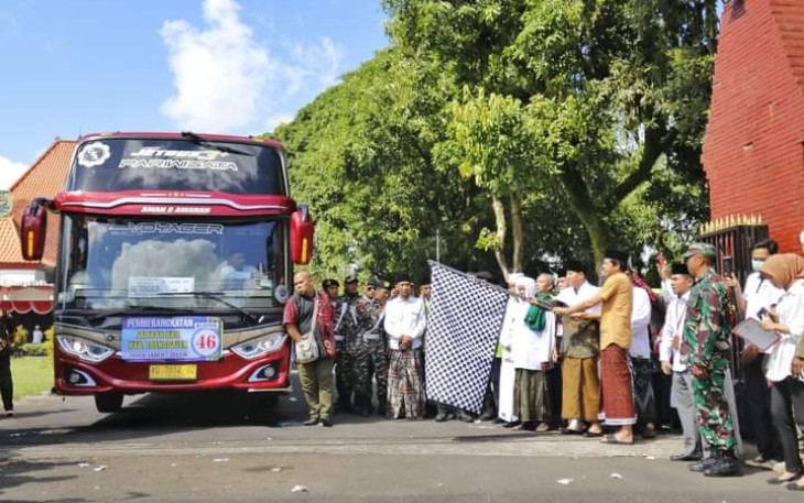 520 Jemaah Haji Asal Trenggalek di Berangkatkan Bupati 