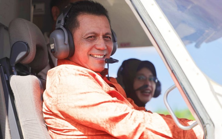 Gubernur Ansar Jajal Pesawat N219 Buatan PT Dirgantara Indonesia
