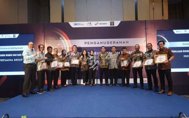 Pertamina bersama 6 subholding dan 2 anak perusahaan mendapatkan sertifikat PRISMA dari Kementerian Hukum dan HAM.
