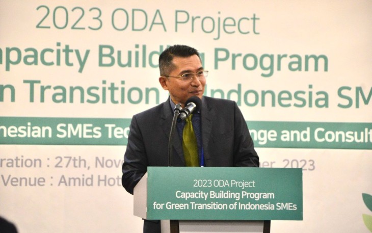 Kepala Biro Hukum dan Kerja Sama Kementerian Koperasi dan UKM (KemenKopUKM) Henra Saragih pada acara Capacity Building for Indonesia Green Transition di Korea Selatan 27 November – 1 Desember 2023.
