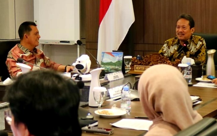 Gubernur Kepri dan Menteri KKP saat Bahas PP No 11 Tahun 2023 dan Persiapan GTRA Summit Karimun 2023