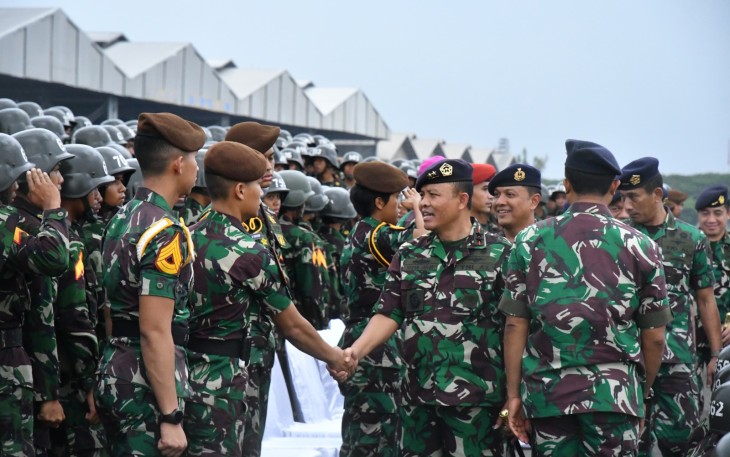 Komandan Puspenerbal Terima Kunjungan 241 Taruna AAL Angkatan ke-72