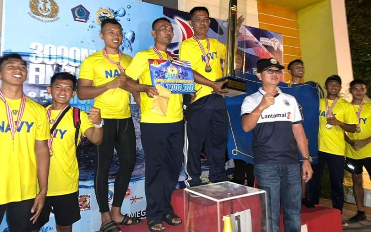 Penyerahan hadiah