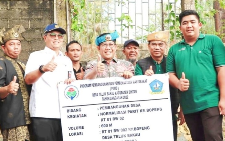Mendes PDTT dan Bupati Bintan saat Launching Gerakan Padat Karya Tunai Desa