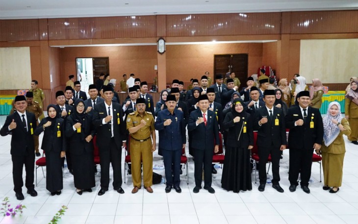  Sekda Hamka Sabri membuka Pelatihan Kepemimpinan Administrator  