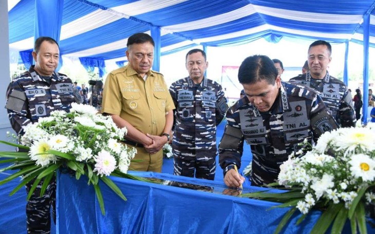 Kepala Staf TNI Angkatan Laut (Kasal) Laksamana TNI Dr. Muhammad Ali Resmikan Satuan Pendidikan di Manado