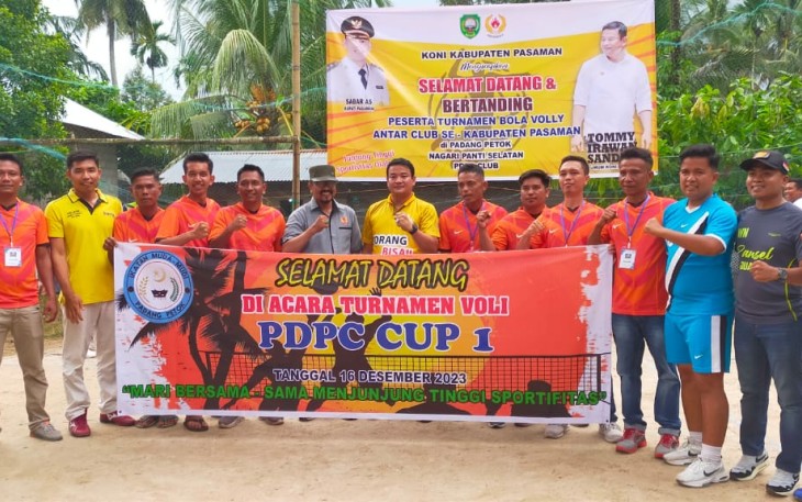 Foto Bersama usai acara
