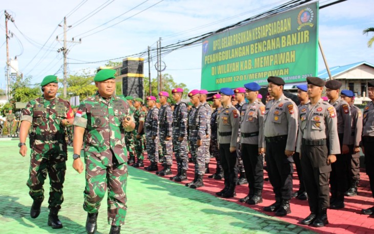 Danrem 121/ABW saat Cek Kesiapan Personel 