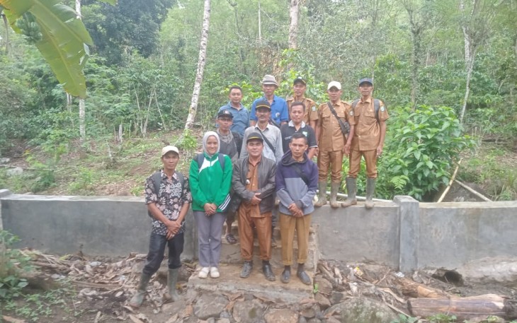 Desa Langgar Jaya Lakukan Ofname Pembangunan Talud Penahan Banjir