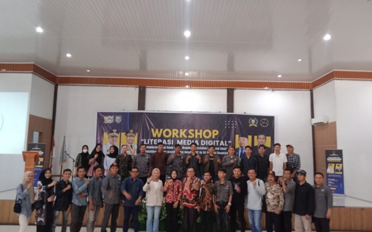 Yayasan Peradaban Indonesia Emas (PIE) bersama Pemerintah Provinsi (Pemprov) Bengkulu menggelar pelatihan digital workshop literasi digital dengan tema "Penguatan Digital Kaum Media, Wujudkan Peradaban Indonesia Emas". Kegiatan ini diikuti 200 orang pemuda asal Kota Bengkulu, yang digelar di Adeva Hotel Bengkulu, selama dua hari, 16-17 Desember 2023