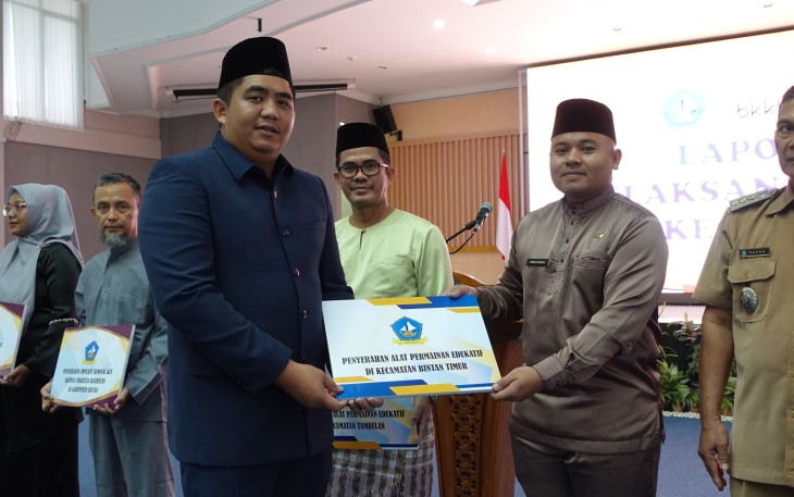 Bupati Bintan Roby Kurniawan