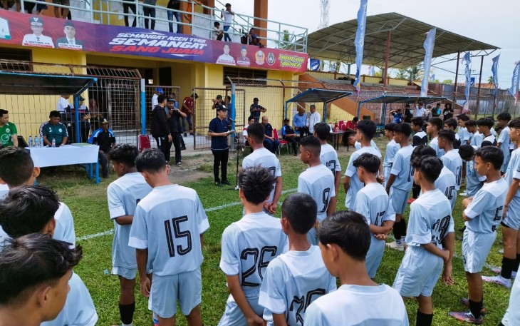 MedcoEenergi dan PSS Sleman Latih Talenta Muda Sepak Bola Aceh Timur 