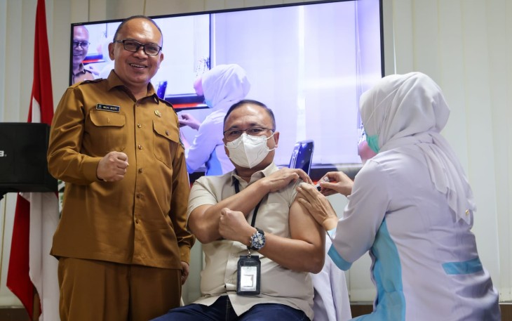 Provinsi Kepri Mulai Imunitas Hepatitis B Untuk Tenaga Kesehatan 