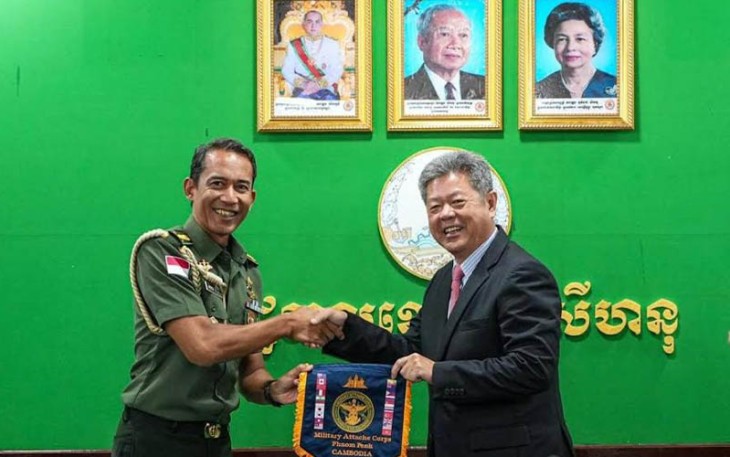 Atase Pertahanan RI Phnom Penh Kolonel Cpm Moch. Rizal telah dipercaya untuk menjadi ketua asosiasi Military Attache Corps of Phnom Penh (MACPP)