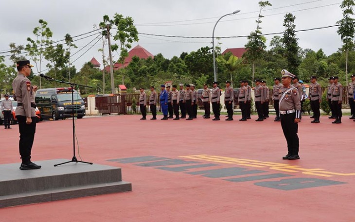 Kapolres Bintan saat Pimpin Apel Gelar Pasukan Operasi Seligi 2023