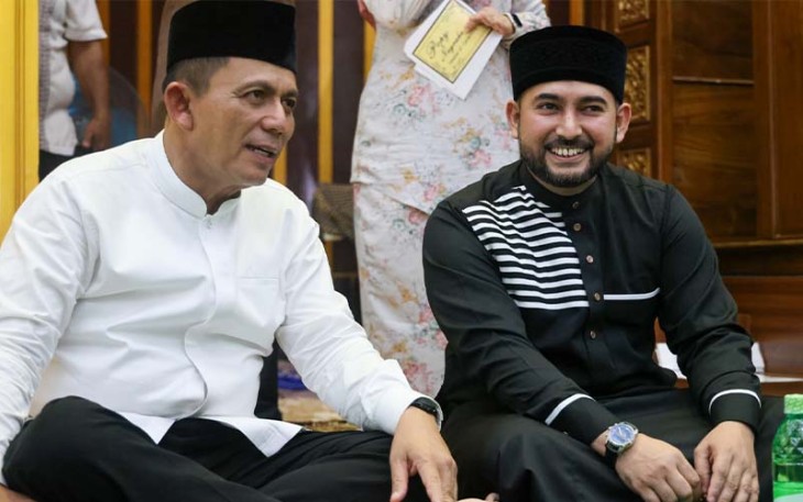 Gubernur Kepulauan Riau H. Ansar Ahmad saat menghadiri Tabligh Akbar Peringatan Malam Nuzulul Qur'an 1444 H / 2023 M Tingkat Provinsi Kepulauan Riau yang digelar di Masjid Darul Maghfirah, Sagulung, Kota Batam, Sabtu (8/4).