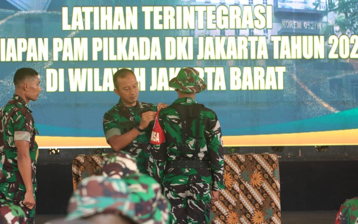 Korem 052/Wkr melaksanakan latihan terintegrasi pengamanan Pilkada T.A 2024 DKI Jakarta yang ditempatkan di  Yonif mekanis 203/AK Jln Gatot Subroto km 6 ,Gandasari, Jatiuwung Kota Tangerang dan Batalyon Arhanud 6/BAY. Jl. Lagoa Kanal No.41, Kb. Bawang, Kec. Tj. Priok, Jakarta Utara, Rabu (10/1/2024)