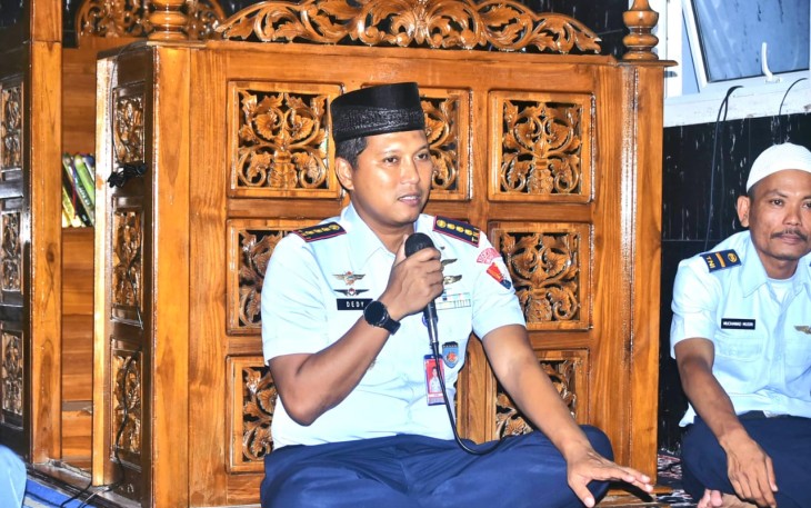 Lanud Raden Sadjad (RSA) Natuna menggelar doa bersama di Masjid Mina Lanud RSA, Kecamatan Bunguran Timur Kabupaten Natuna Provinsi Kepulauan Riau, Rabu (27/3/2024