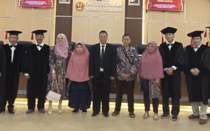 Sidang Promosi Doktor di gedung Komar Kantaatmadja, Program Pascasarjana FH Unpad, Bandung, Senin (5//2/24)