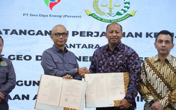 Penandatanganan Perjanjian Kerjasama dengan PT Geo Dipa Energi (Persero), dalam rangka mendukung proses pembangunan pembangkit tenaga listrik yang menggunakan energi terbarukan, Rabu 6 Maret 2024 bertempat di Aula lt. 22 Gedung Utama Kejaksaan Agung, Jakarta.