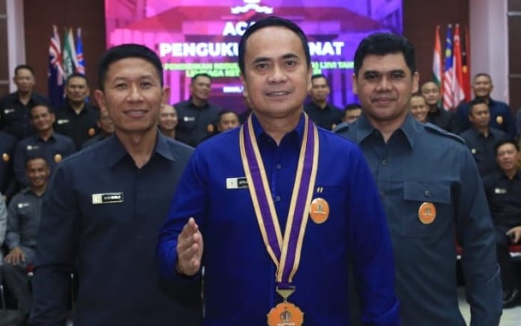 Plt Gubernur Lemhannas RI saat Resmi Kukuhkan Pengurus Senat PPRA 66 di Ruang Dwi Warna Purwa, Lemhannas RI, pada Senin (5/2).