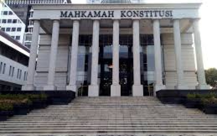 Mahkamah Konstitusi (MK)