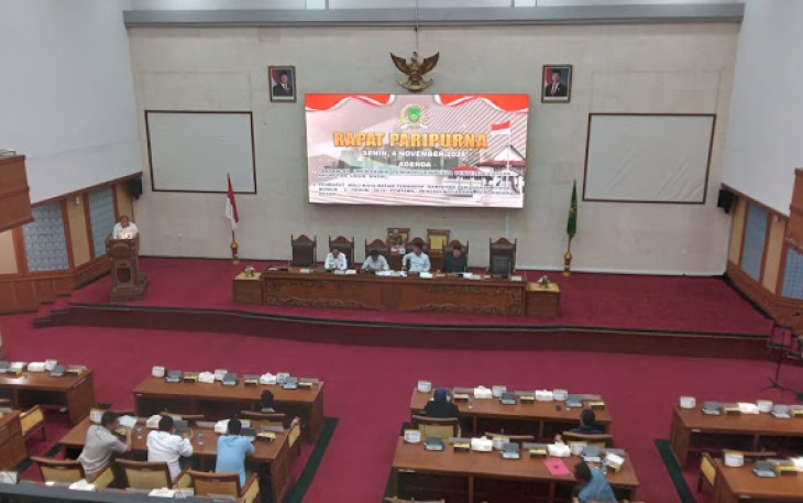 Pemkot Batam Menyetujui Ranperda Tentang Penyelenggaraan Pendidikan Dasar 