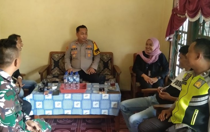 Kapolsek Belitang III Bersama Anggota Laksanakan Cooling System