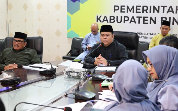 Rapat Laporan Keuangan Perumda BPR Bintan di Ruang Rapat Bapelitbang Bintan, Rabu (13/3)