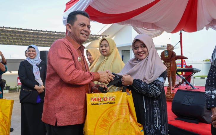 Gubernur Ansar Ahmad Resmikan Gedung Instalasi Farmasi Kepri 