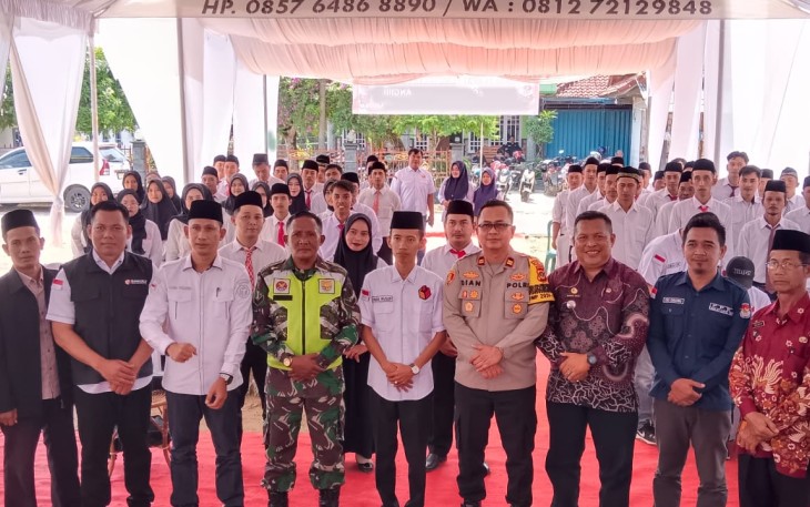 Kapolsek Hadiri Pelantikkan dan Pembekalan Pengawas TPS Sekecamatan Belitang III