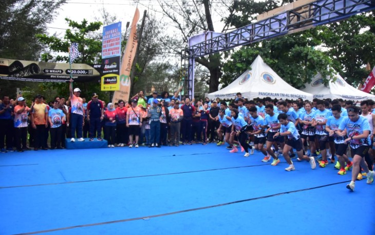 1.300 Pelari Ramaikan Bakamla RI Fun Run di Bengkulu