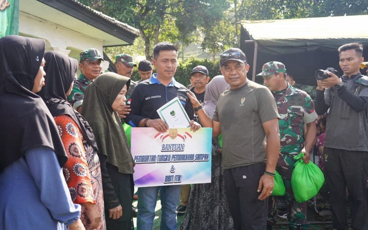 Jajaran Kodam Jaya Hiking Bersama Polda Metro Jaya