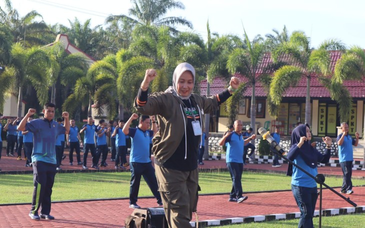 Mukomuko dan Bhayangkari Olahraga Bersama