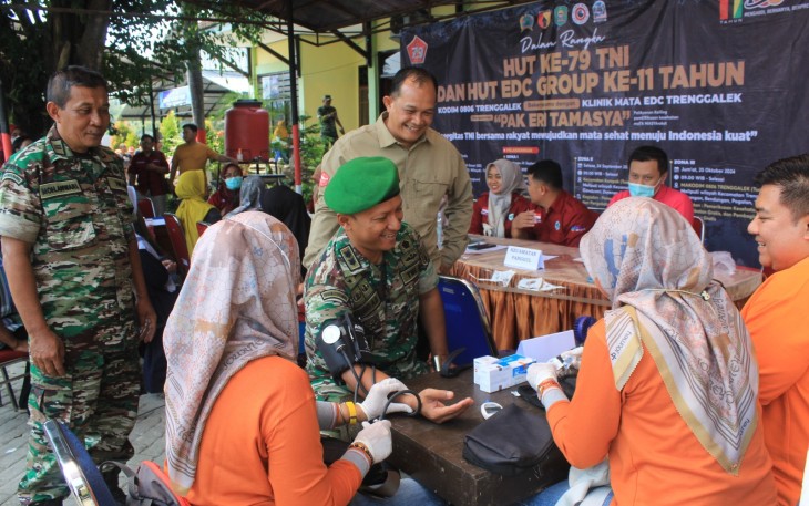 Donor Darah dan Layanan Kesehatan Sambut HUT ke-79 TNI