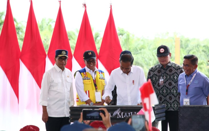 Presiden Jokowi Resmikan Tol Lima Puluh-Kisaran