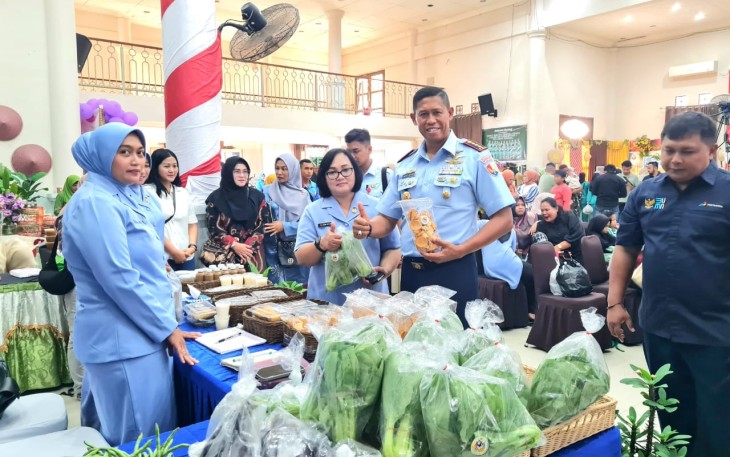 Danlanud RSA Natuna Bersama Ketua PIA Ardhya Garini Cab. 17/D.I Semarakkan Hari Ibu dan Bangkitkan Semangat Perempuan Natuna