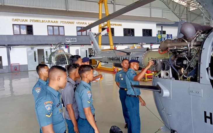 Skuadron Udara 200 Wing Udara 1 Puspenerbal menggelar  program training kepada Tamtama Remaja angkatan 42/2 yang dilaksanakan di Gazebo dan Ruang Operasi Skuadron 200, Wing Udara 1 Tanjungpinang, Selasa (23/1/2024)