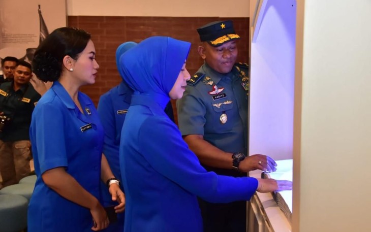 Ketua Umum Jalasenastri Laksanakan Kunjungan Kerja ke Museum Pusat TNI AL 