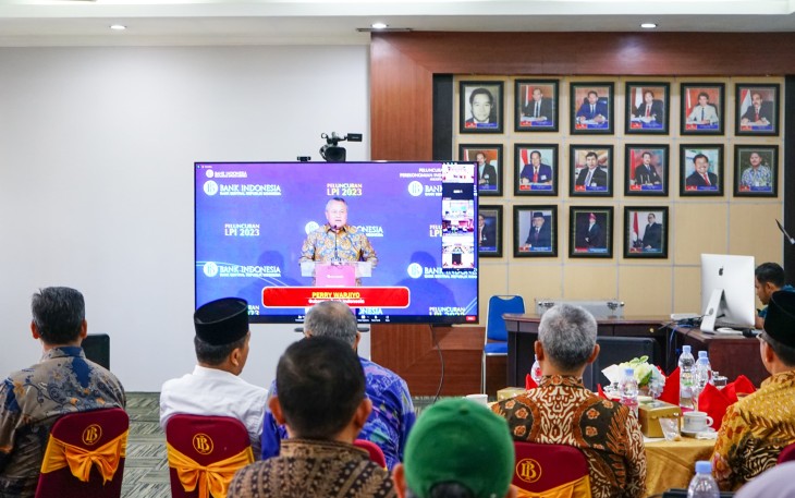  Bank Indonesia hari ini, Rabu (31/1), meluncurkan Laporan Perekonomian Indonesia (LP) Tahun 2023, di Jakarta. LPI tahun 2023 yang diluncurkan langsung oleh Gubernur Bank Indonesia Perry Warjiyo ini sebagai pelaksanaan transparansi kebijakan Bank Indonesia kepada publik yang bertajuk "Sinergi memperkuat ketahanan dan kebangkitan ekonomi nasional"