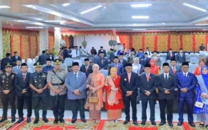 Foto bersama usai acara