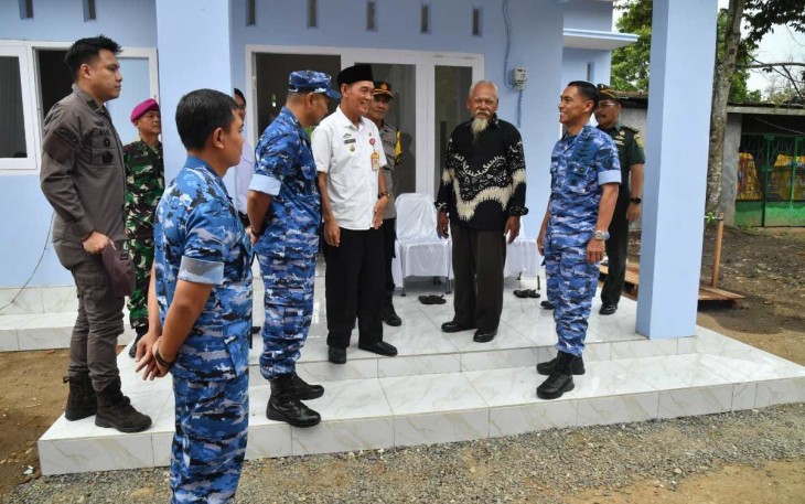 Aspotdirga Kasau Berikan Bantuan Rumah Layak Huni di Transkimau Lampung