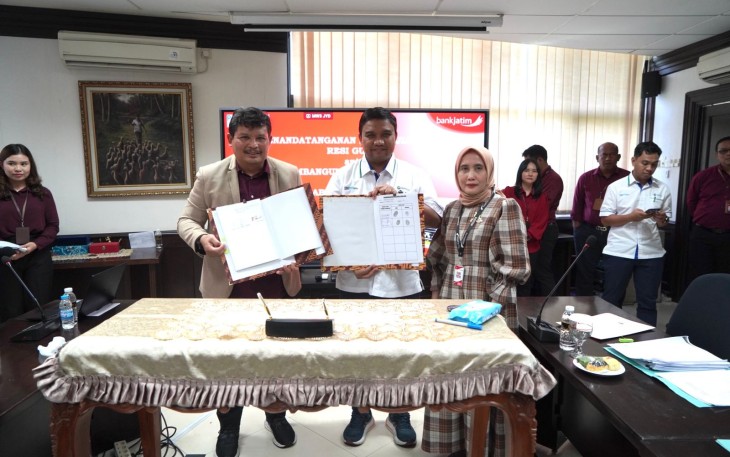 Bank Jatim Salurkan Kredit Resi Gudang Ke PG Rajawali I 