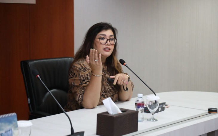 Kepala Biro Humas, Promosi, dan Protokol, Ariastuty Sirait