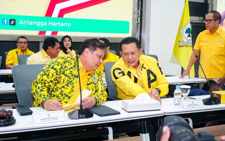 Wakil Ketua Umum Partai Golkar Bambang Soesatyo menghadiri Rapat Pleno Partai Golkar di Jakarta