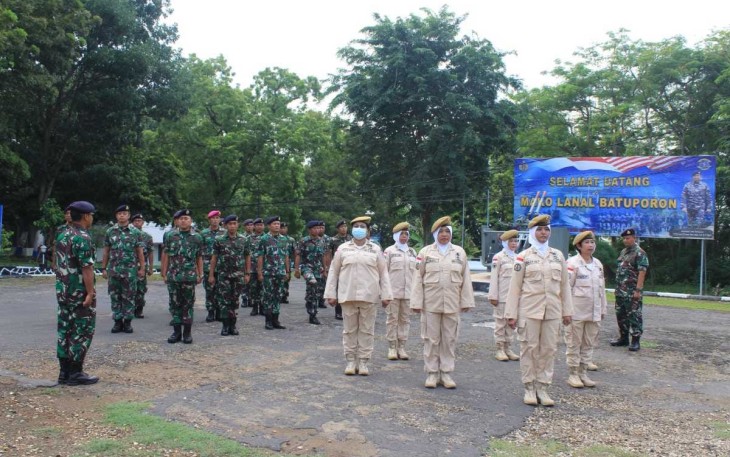 Lanal Batuporon Laksanakan Peraturan Baris Berbaris