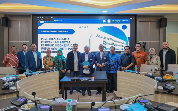 Ketua DPD RI, AA LaNyalla Mahmud Mattalitti saat foto bersama