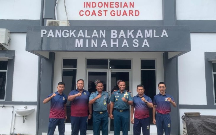 Foto bersama usai pertemuan