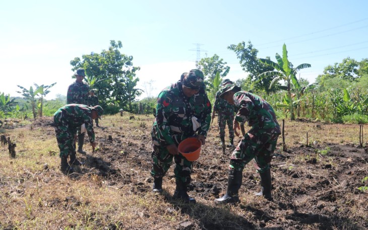 Kodim 0803/Madiun terus bergerak melaksanakan komitmennya untuk terus berkontribusi dalam mendukung program yang telah dicanangkan oleh pemerintah guna menunjang atau menjaga ketahanan pangan